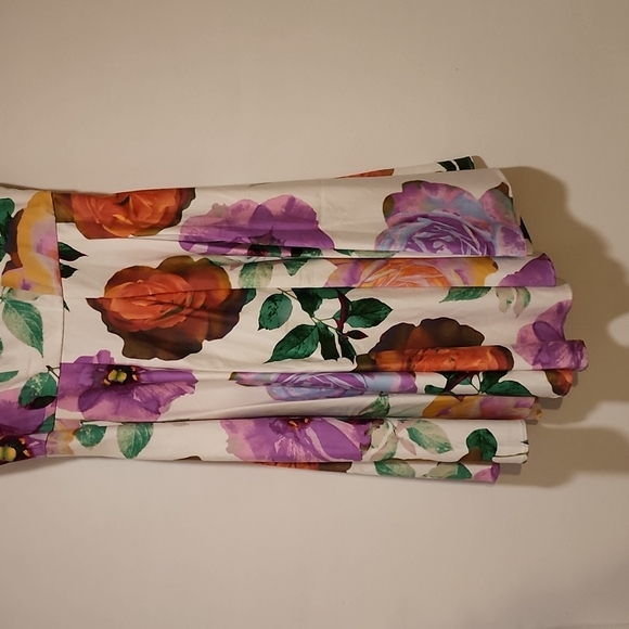 Calvin Klein Ladie's Pleated Dress - Picture 4 of 12